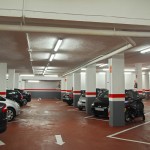 Pintura de señalización de columnas del parking